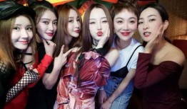 本周娱乐最新吃瓜事件,重磅瓜料接连爆出，明星隐私再掀波澜