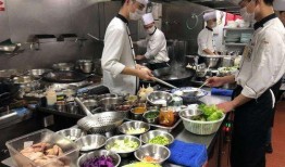 绿茶餐厅爆料蟑螂视频,食品安全问题引关注